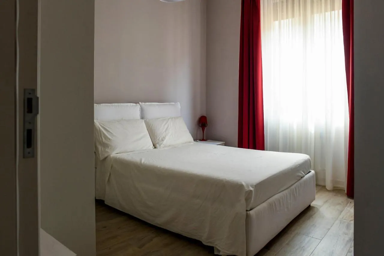 Vale A Livorno Apartment
